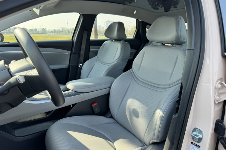 小鹏MONA M03 2024款 620 超长续航中控内饰7001