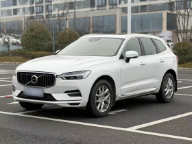 沃尔沃XC60 2020款 T5 四驱智逸豪华版