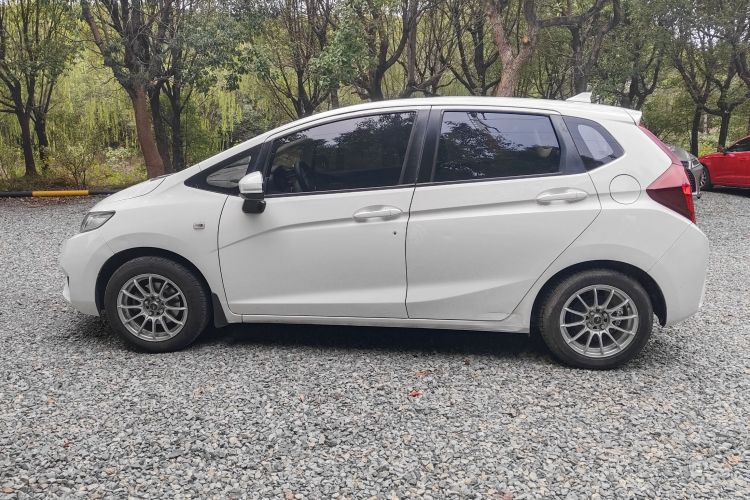 本田 飞度 2016款 1.5L LXS CVT舒适天窗版车身外观6003