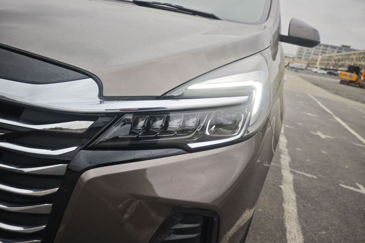 别克GL8 2023款 陆上公务舱 舒适型车身外观6007