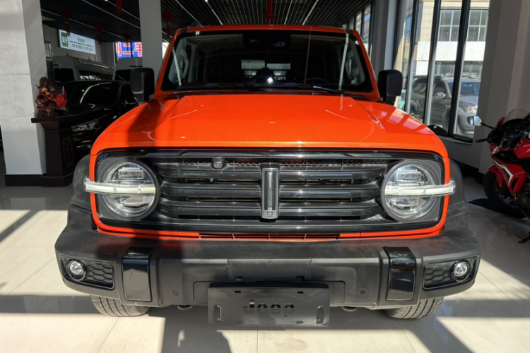 坦克300 2021款 越野版 2.0T 挑战者车身外观6005