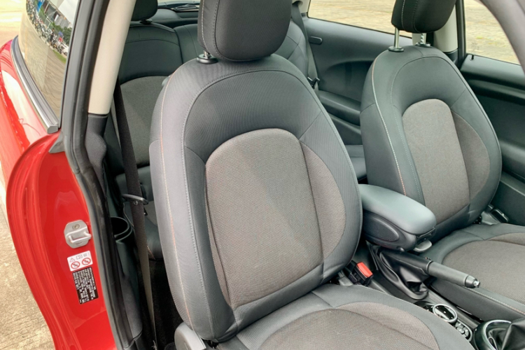 MINI 2016款 1.2T ONE 先锋派中控内饰7004