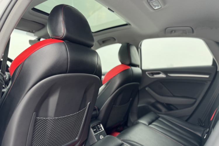 奥迪A3 2019款 Limousine 35 TFSI 运动型 国VI中控内饰7004