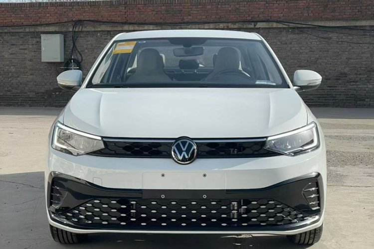 大众 朗逸 2025款 新锐 1.5L 出众新逸版车身外观6005