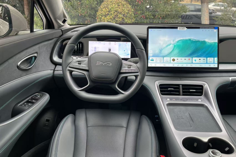 比亚迪 海狮07 DM-i 2025款 150 领航+版中控内饰7002