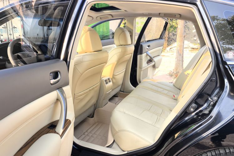 日产 天籁 2011款 2.5L XL领先版中控内饰7002