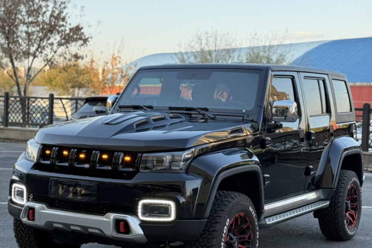 北京BJ40 2024款 2.0T 城市猎人荣耀版车身外观6004