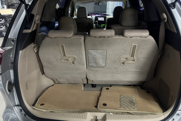 丰田 普瑞维亚 2012款 2.4L 7人座豪华版中控内饰7006