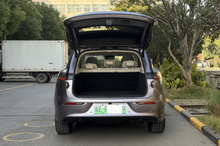 岚图汽车 岚图FREE 2025款 FREE+ 四驱乾崑版局部细节23