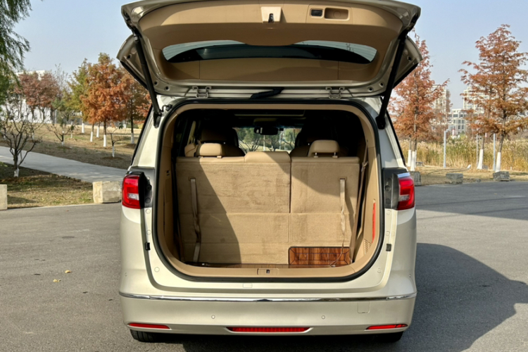 别克GL8 2017款 ES 28T 旗舰型 国V局部细节23