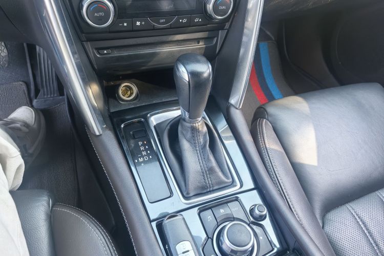 马自达CX-4 2016款 2.0L 自动两驱蓝天品位版局部细节18