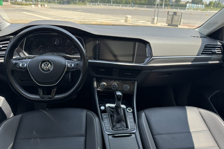 大众 速腾 2019款 280TSI DSG舒适型 国VI中控内饰7001