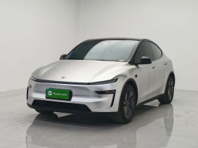 特斯拉 Model Y 2025款 长续航全轮驱动 首发版