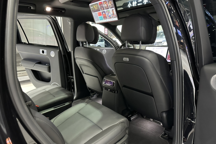 理想汽车 理想L9 2024款 Ultra中控内饰7003