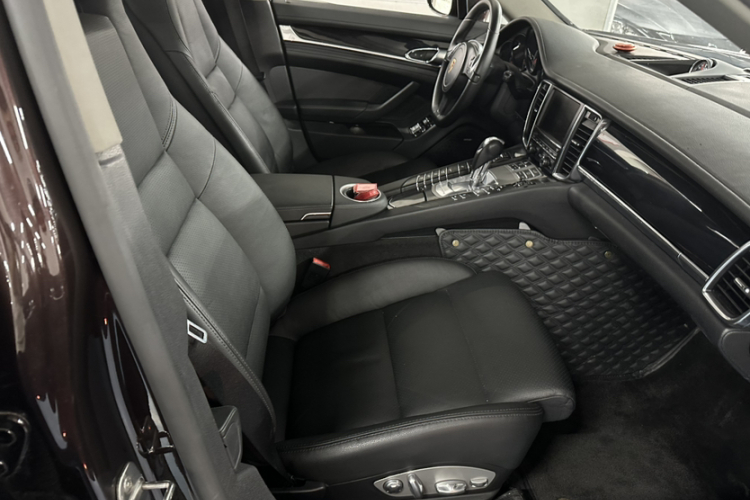 保时捷 2014款 Panamera 3.0T中控内饰7011