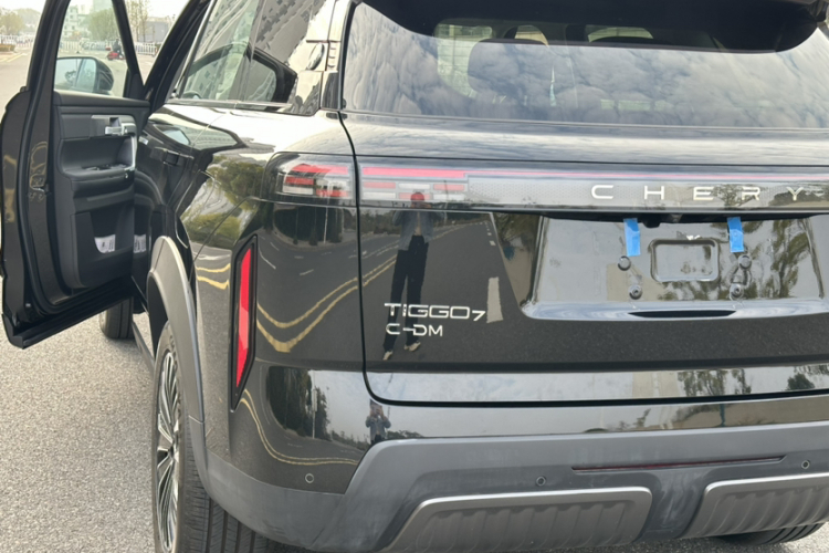 奇瑞 瑞虎7 C-DM 2025款 1.5T 120KM劲中控内饰7003