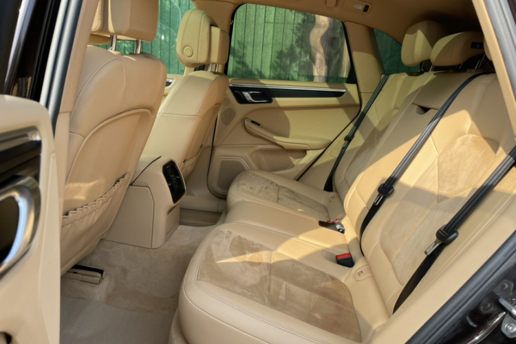 保时捷 2017款  Macan 2.0T中控内饰7003