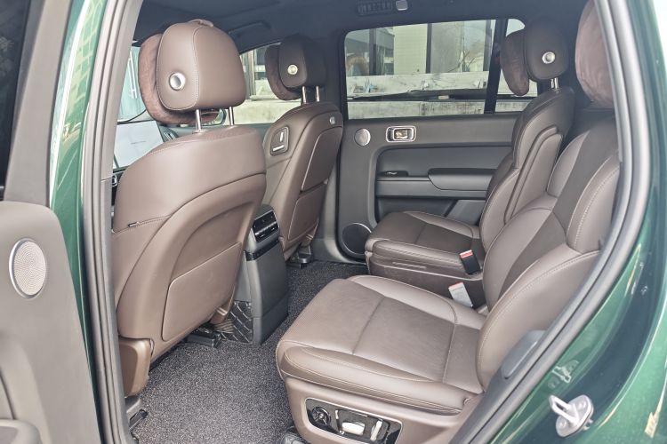 理想汽车 理想L9 2022款 Max中控内饰7007