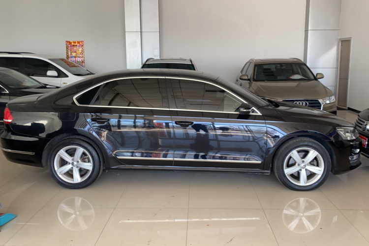 大众 帕萨特 2015款 1.8TSI DSG御尊版车身外观6002