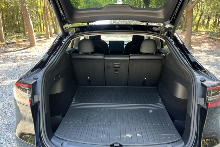 特斯拉 Model Y 2023款 后轮驱动版局部细节23