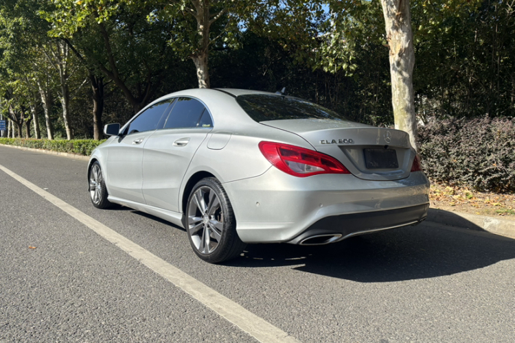 奔驰CLA 2016款 改款 CLA 200 动感型车身外观6002