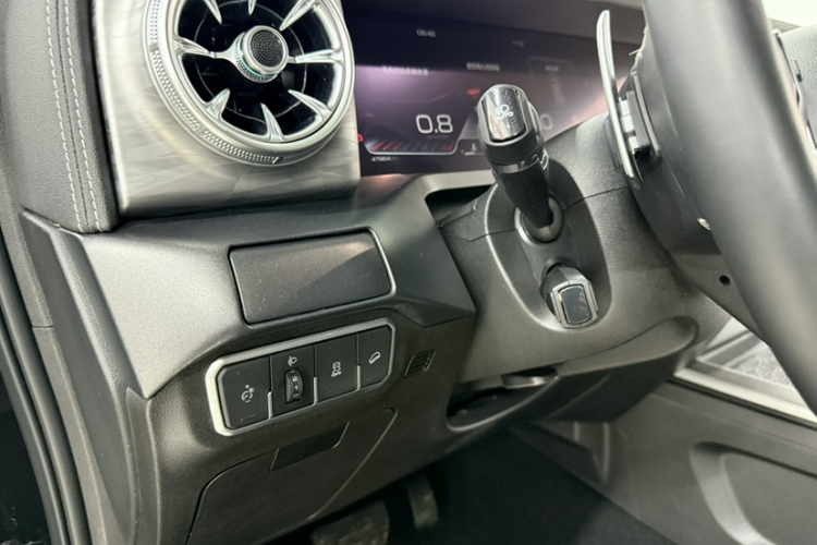 坦克300 2024款 2.0T 征服者中控内饰7001