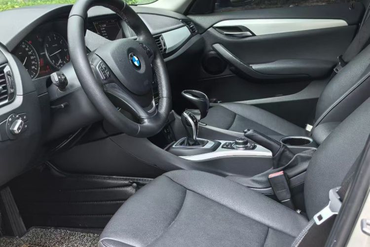 宝马X1 2014款 sDrive18i 领先型局部细节19