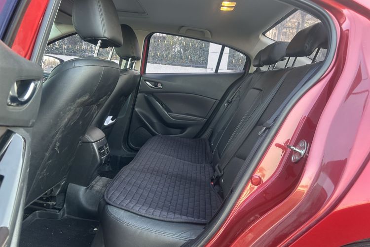 马自达3 昂克赛拉 2017款 三厢 2.0L 自动尊贵型 国V中控内饰7006