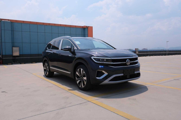 大众 揽境 2025款 380TSI 四驱豪华佳境Pro  众享款 6座车身外观6002