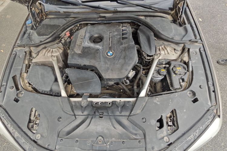 宝马5系 2018款 改款 530Li 领先型 豪华套装局部细节24