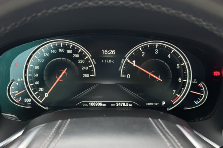 宝马7系 2017款 730Li 领先型中控内饰15