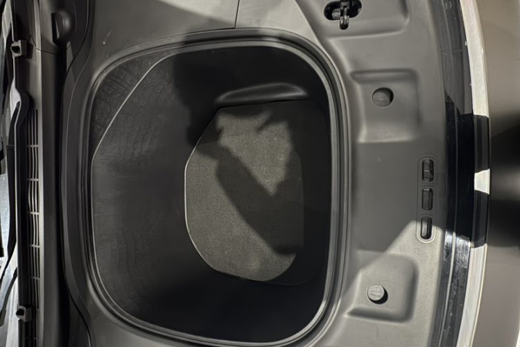 小鹏P7 2022款 480E+局部细节24