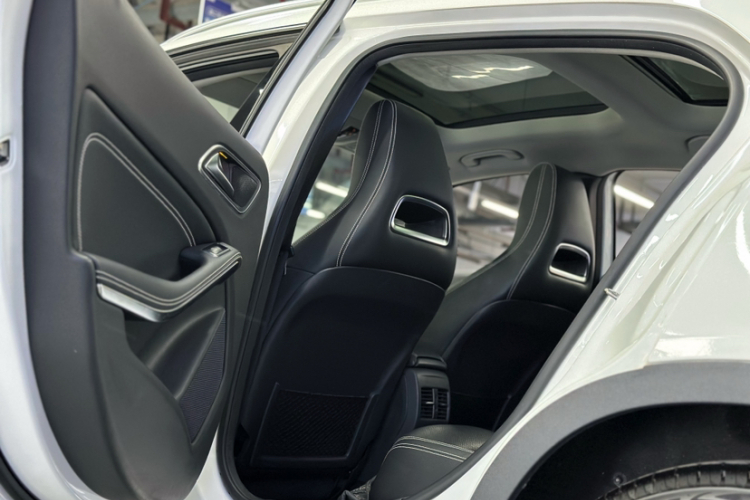 奔驰GLA 2019款 GLA 200 时尚型中控内饰7002