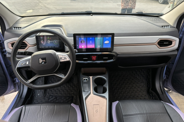 江淮钇为 钇为花仙子 2024款 挚爱版 301km Lite中控内饰7009