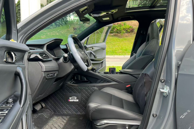 领克06 2023款 Remix 1.5T 劲Pro中控内饰7003