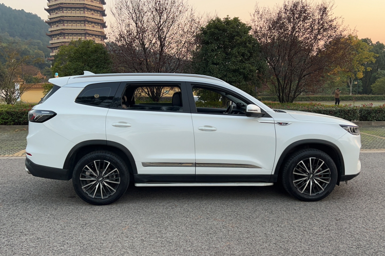 奇瑞 瑞虎8 PLUS 2022款 鲲鹏版 390TGDI DCT豪情版+车身外观6003