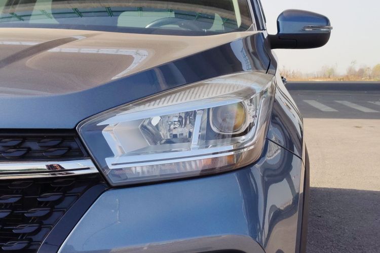 奇瑞 瑞虎5x 2019款 HERO 1.5L CVT时尚版车身外观6001