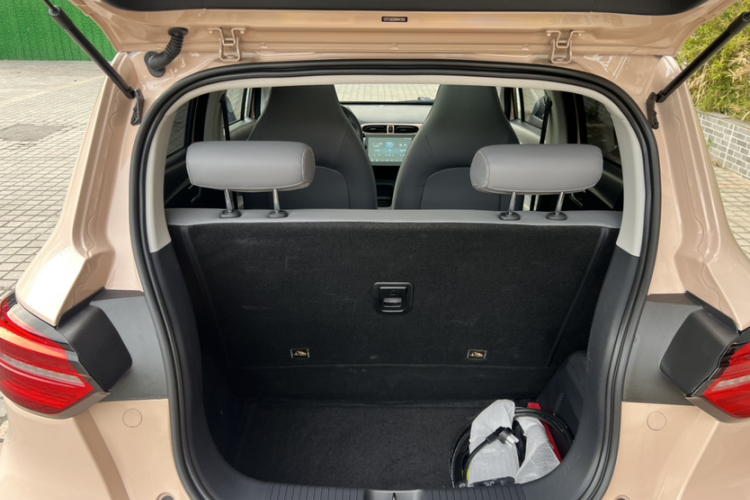 零跑汽车 零跑T03 2021款 400豪华Pro版局部细节23