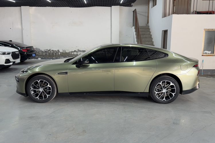 小鹏P7 2020款 670N车身外观6003