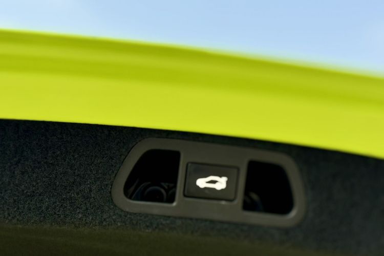 小鹏P7 2022款 670E+鹏翼版局部细节23