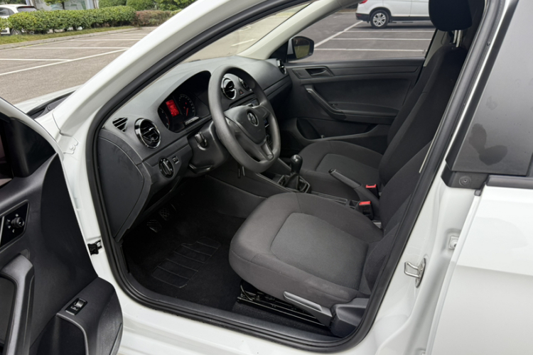 大众 捷达 2017款 1.5L 手动时尚型中控内饰7004