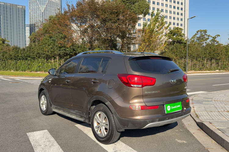 起亚 智跑 2015款 2.0L 自动两驱版GL车身外观6002