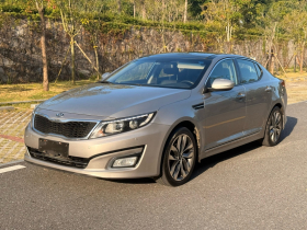 起亚K5 2014款 2.0L 自动LUXURY