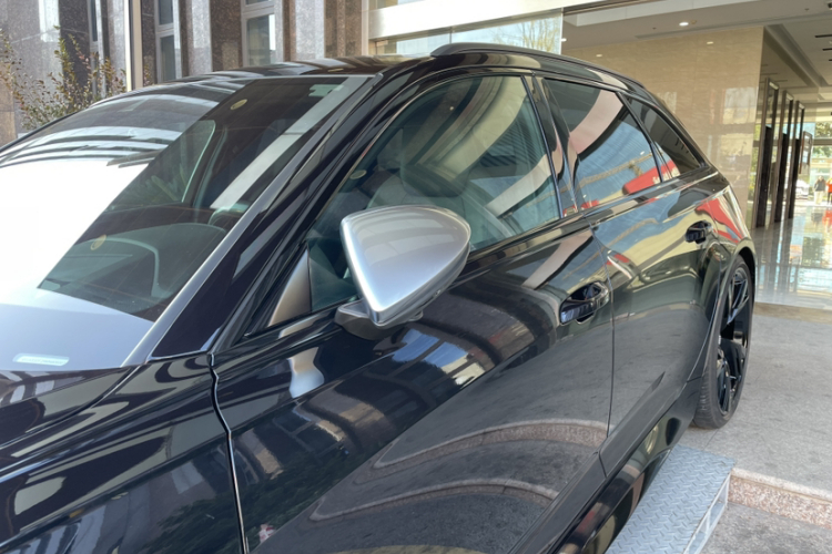 奥迪RS 6 2021款 RS 6 4.0T Avant车身外观6008