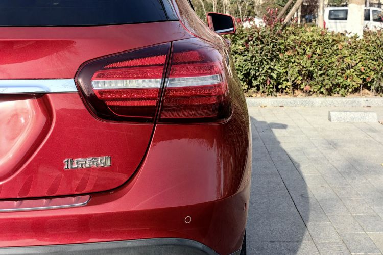 奔驰GLA 2017款 GLA 200 时尚型车身外观6008