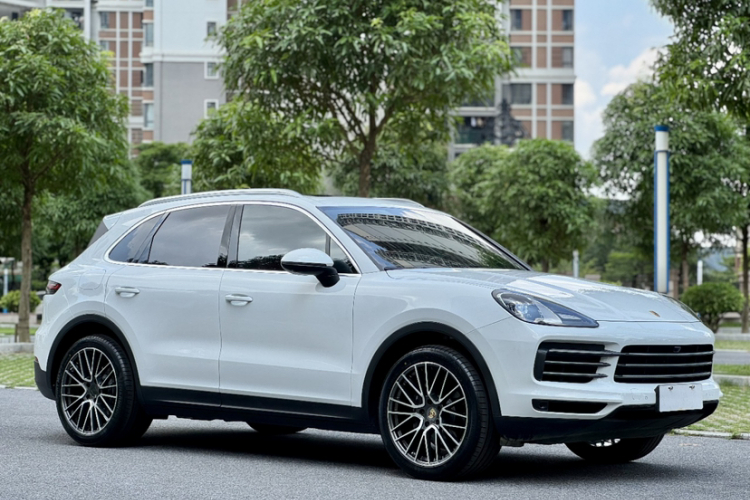 保时捷 2019款 Cayenne 3.0T车身外观6001