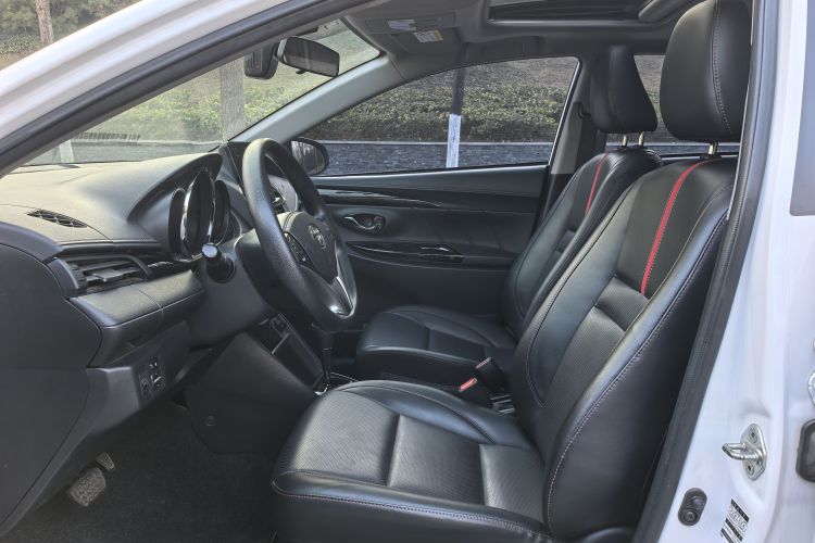丰田 YARiS L 致炫 2020款 致炫X 1.5L CVT尊贵版中控内饰7003