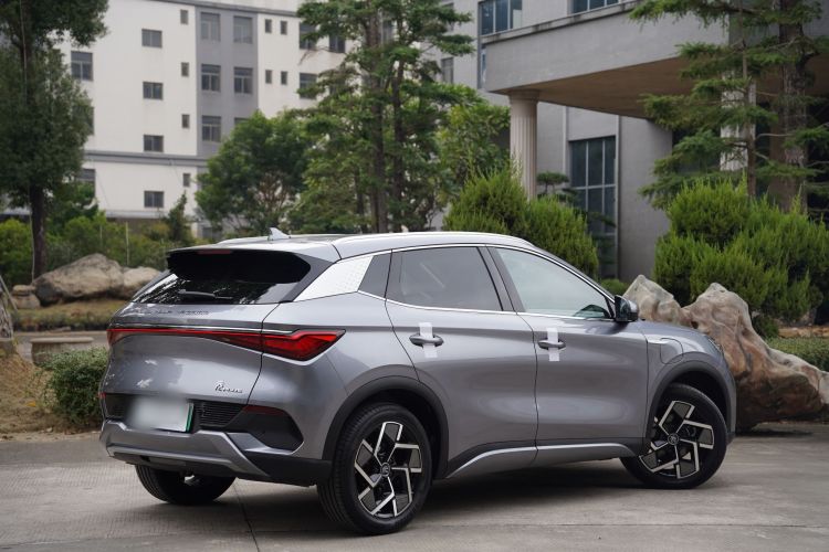 比亚迪 元PLUS 2024款 荣耀版 510KM 超越型车身外观6006