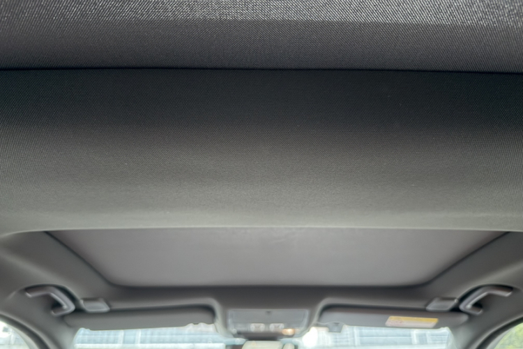 捷豹XEL 2022款 2.0T 250PS R-DYNAMIC S进取运动版局部细节22