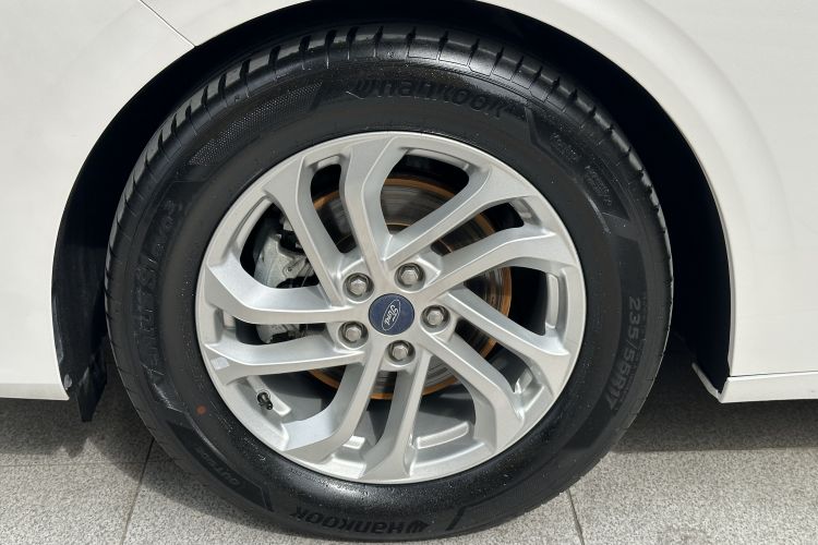 福特 蒙迪欧 2023款 EcoBoost 180 舒雅型车身外观6009